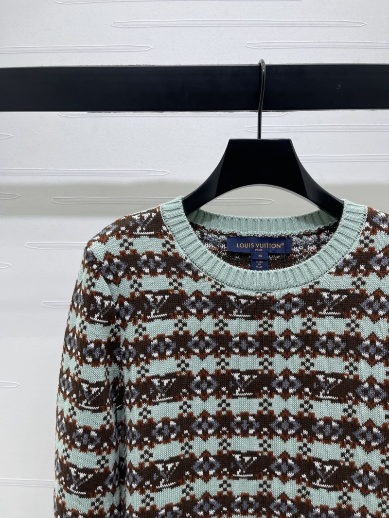 l0vis Vvtt0n sweaters